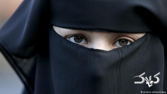 پارلمان اتریش ممنوعیت برقع و روبنده را تصویب کرد