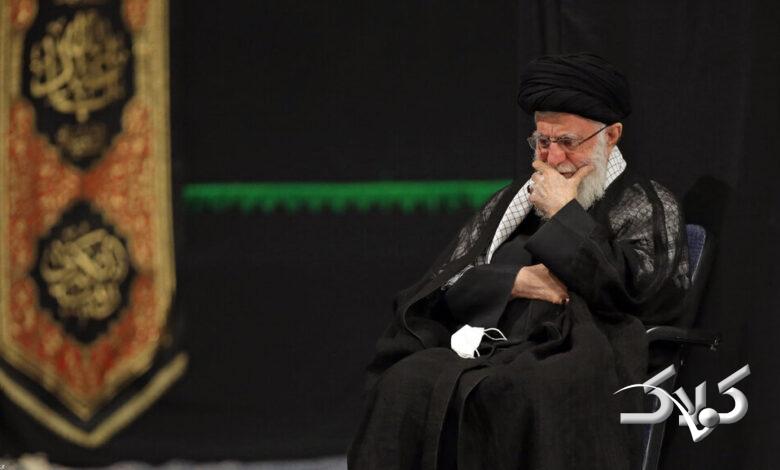 ویدیو| حضور رهبر انقلاب در اولین شب مراسم عزاداری حضرت زهرا (س) در حسینیه امام خمینی(ره)