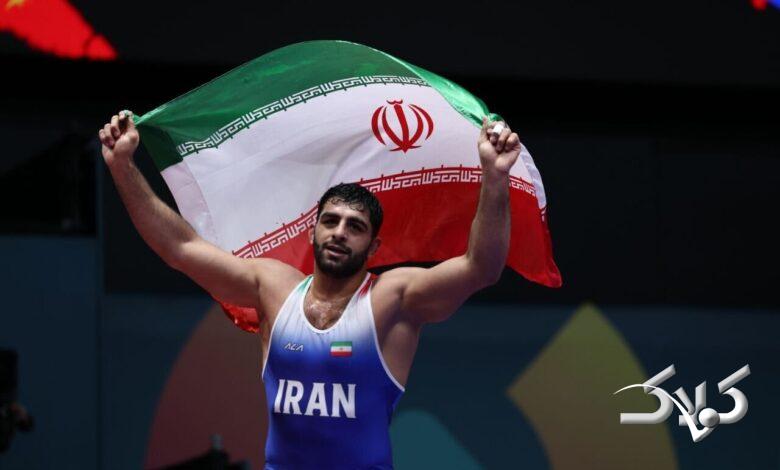 ساروی نشان طلای کشتی فرنگی را ضرب کرد +ویدیو