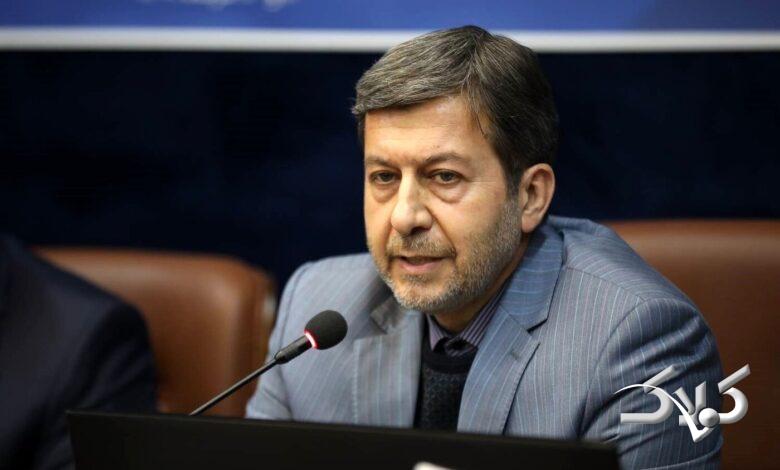 ماجرای سلام استاندار اصفهان به دیوار چه بود؟ +ویدیو