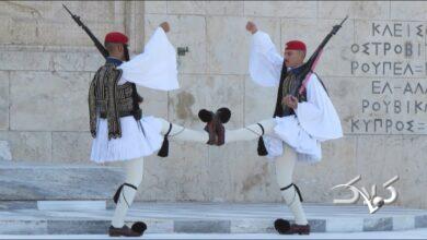 ویدیو| تشریفات نظامی یونانیها سوژه شد