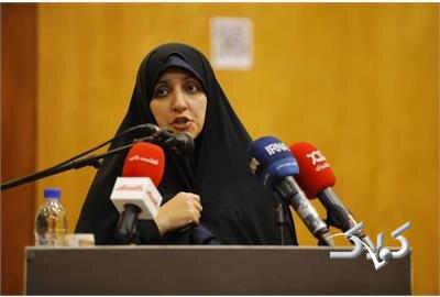 زهرا بهروز آذر