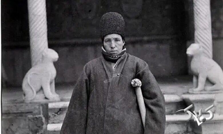 خواجه‌ای که در حضور ناصرالدین شاه با یک کنیز کشتی گرفت و چهل روز بستری بود