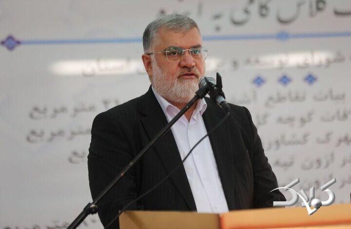 استاندار تهران: برخی مدارس استان تهران سه شیفته هستند