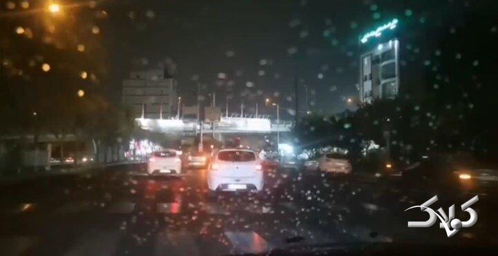 بارش شدید شبانه پاییزی در آذربایجان غربی