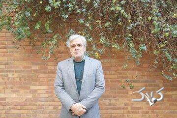 مهاجری در واکنش به استعفای فیاض زاهد: منتقدان را از قطار دولت پیاده نکنید / شرافت قلم خریدنی نیست