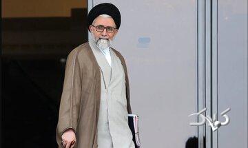 وزیر اطلاعات: دشمن تلاش میکند مقام معظم رهبری را هدف قرار دهد؛ گاهی با ترور و گاهی با هجمههای خصمانهای که امروز در درون کشور هم به آن میپردازند