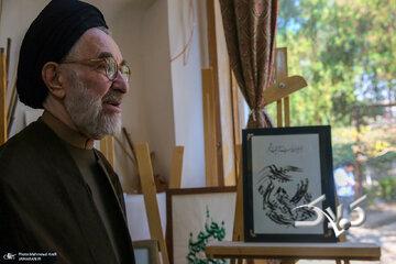 عیادت سیدمحمد خاتمی از پیرمرد یزدی که بارها به خاطر رییس دولت اصلاحات مورد ضرب و شتم قرار گرفته بود!