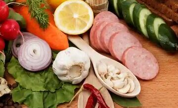 غذاها چطور شما را خوشبوتر و جذابتر میکنند؟/ دو مسیر اصلی تاثیر غذا بر بوی بدن