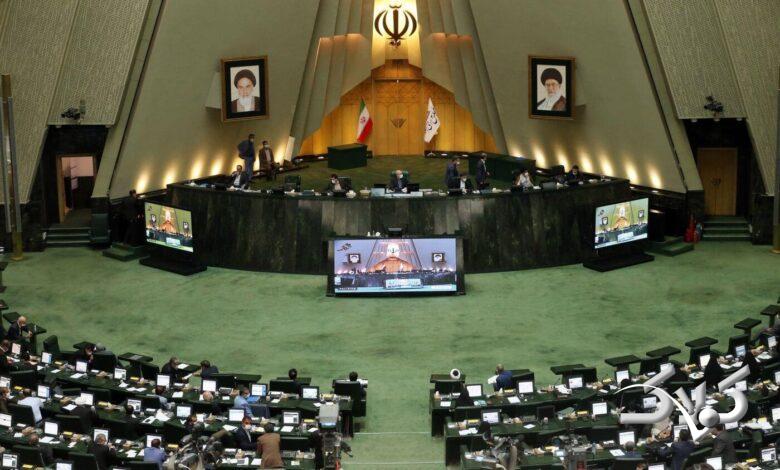 نماینده مشهد: آقای رئیسجمهور قسم حضرت عباس را باور کنیم یا دم خروس را؟ +ویدیو