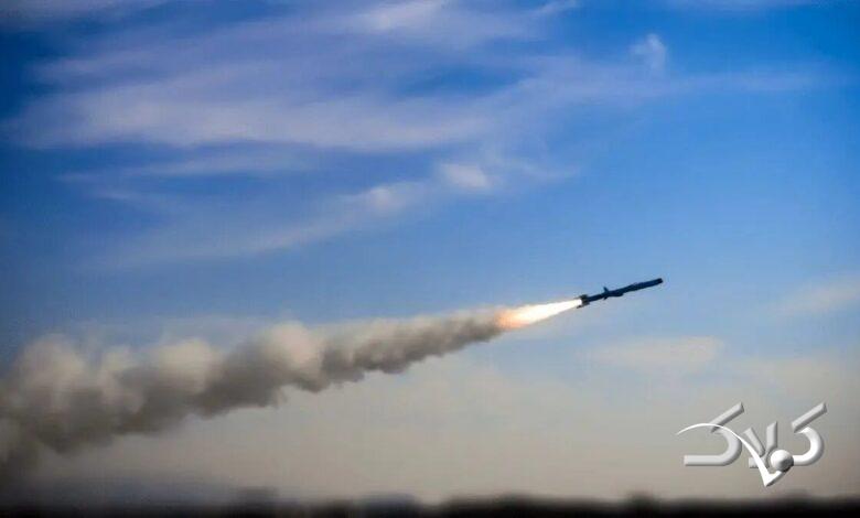 شلیک موشکهای بالستیک و کروز از نقاط مختلف ایران به قلب دریای عمان +ویدیو