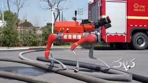 ویدیو| سگهای رباتیک آتشنشان شدند