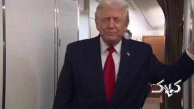 ترامپ در هواپیما سوژه خنده شد +ویدیو