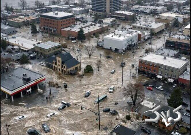 مردم امروز با قایق به خیابان آمدند +ویدیو