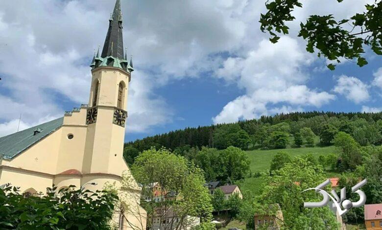 داستان دلار