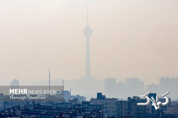 هوای تهران همچنان آلوده و در وضعیت نارنجی است