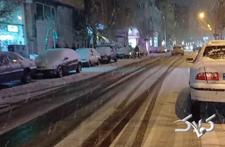 تصاویری از بارش برف و بوران در ارومیه و سردشت