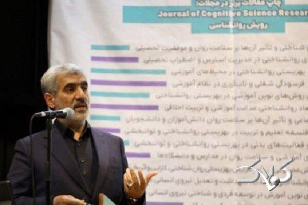 قاسمی: هنر و ورزش دو بال اصلی ارتقای کیفیت آموزش دانشآموزان است