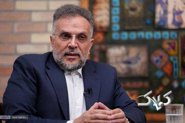 عباس زاده مشکینی: مسئولان نباید از خطوط ویژه، خودروهای اختصاصی و امکانات ویژه خود استفاده کنند