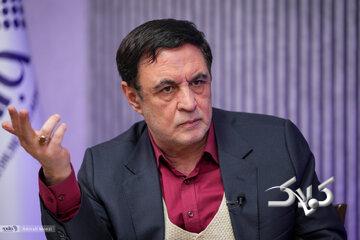 ایمانی: برخی از جریانهای منتقد دولت از رهبری عبور کردند