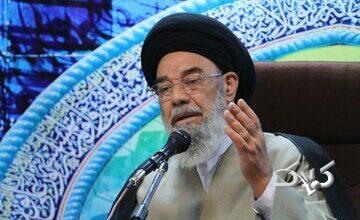 امام جمعه اصفهان: زن و مرد در اسلام از نظر انسانیت مساویاند/ در غرب با زن مثل کالا رفتار میشود/ حجاب بهترین عامل برای محفوظ ماندن از آزار است