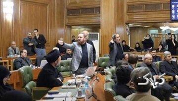 پایان ماه عسل در شهرداری تهران؛ زاکانی دیگر خواب بهشت را ببیند/ شکاف میان اصولگرایان پس از اصلاح قانون در مجلس/ قالیباف، زاکانی را از تهران حذف کرد؟