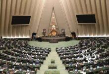 نماینده مجلس: شنیده ها حاکی است که دولت قصد دارد نرخ ارز ترجیحی را به بالای ۴۰ هزار تومان ببرد/ ما چوب لای چرخ دولت نمی گذاریم