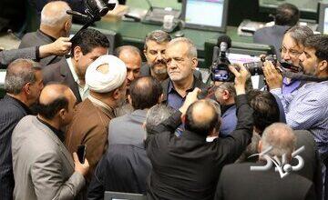 افشای نقشه تندروها علیه دولت توسط اصولگرایان/ نظامیان پشت دولت درآمدند