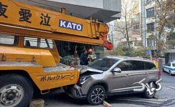 حرکت ناگهانی و مرگبار جرثقیل در خیابان شریعتی تهران فاجعه آفرید/ عکس