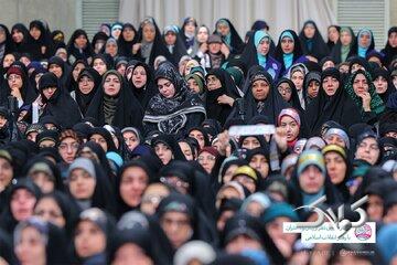 خانواده شهیدان رشید در حضور رهبر انقلاب: تا مژده ظهور امام(عج) خواهیم ایستاد