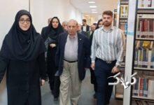  بازدید چهره ماندگار انسان‌شناسی از کتابخانه مرکزی خرم‌آباد