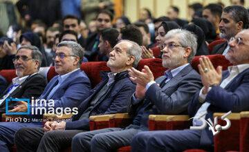 اظهارات مهم پزشکیان درباره حجاب/ مسئله ساده ای نیست که با دستور و تحکم حل شود/ بعد از فوت همسرم با بچه هایم دعوا نمیکردم