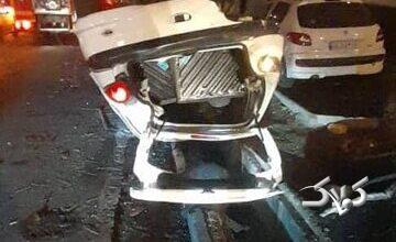 تصادف زنجیره ای در بزرگراه شهید باقری/ پژو ۲۰۶ واژگون شد