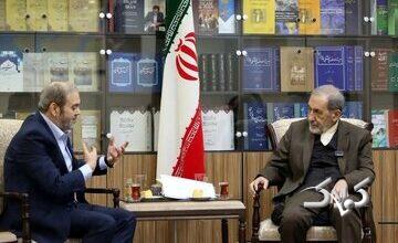 ولایتی: جمهوری اسلامی ایران با قاطعیت از حزبالله حمایت میکند