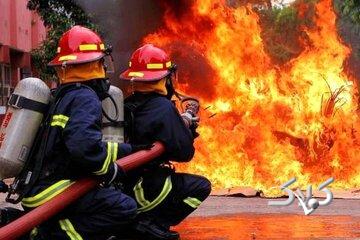 آتشسوزی یک ساختمان چهار طبقه مسکونی در خیابان ولیعصر/ آمار مصدومان