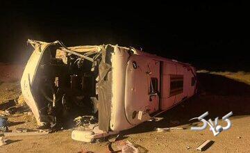 واژگونی مرگبار اتوبوس در محور نطنز/ آمار جان باختگان