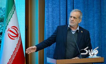 آلرژی آقای رئیس جمهور به گلهای نرگس / حواشی سفر پزشکیان به بیرجند + تصاویر