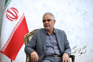 انتقاد تند نماینده مجلس از نظام پزشکی / ایری: زیرمیزی انکارشدنی نیست، با متخلفان برخورد کنید