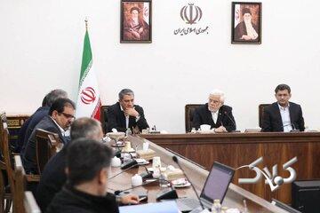 عارف: با توسعه تجارت انرژی، ایران به مرکز مبادلات منطقهای تبدیل خواهد شد