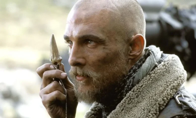 متیو مک‌کانهی در سلطنت آتش