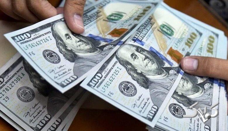 آخرین قیمت دلار در بازار رسمی و غیررسمی