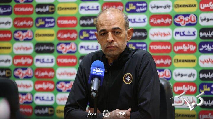 از بازیکنانم راضی هستم/ چرا نباید قهرمان شویم؟