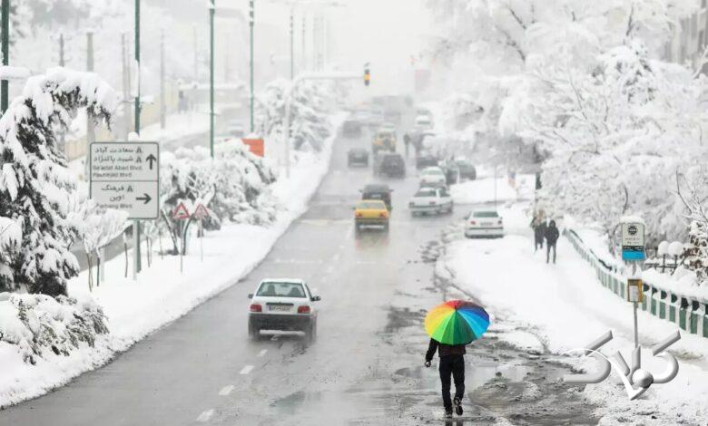 زمان آغاز بارش برف در تهران مشخص شد/ سامانه بارشی دیگری در راه است