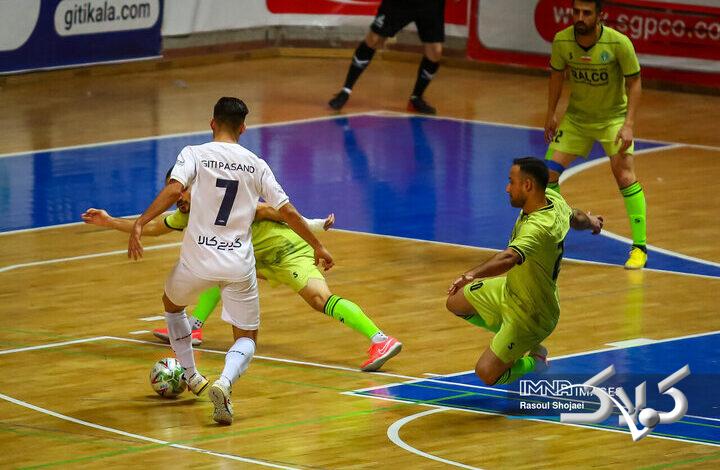 کمی از دروازهبانم دلخور شدم/ شرایط پیشآمده زیبنده نیست