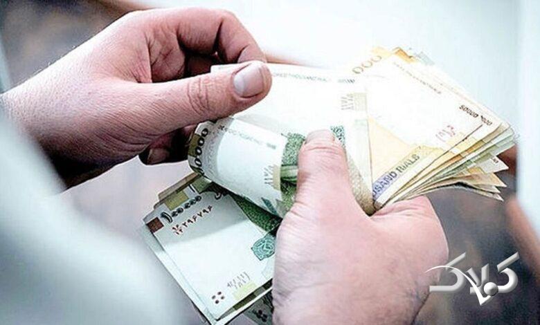 پساندازهای مردم به سرعت از دست میرود