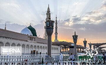 پیامبر(ص) چگونه شفاعت میکند؟