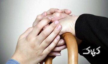 احسان به والدین؛ تکلیفی الهی و اخلاقی که هیچ شرطی ندارد