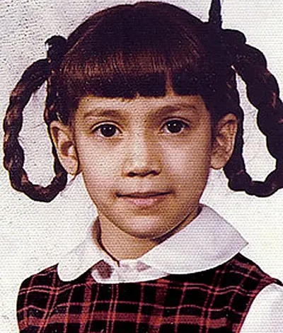 کودکی جنیفر لوپز