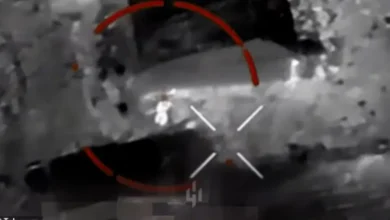 ربات اوکراینی و سرباز روسی