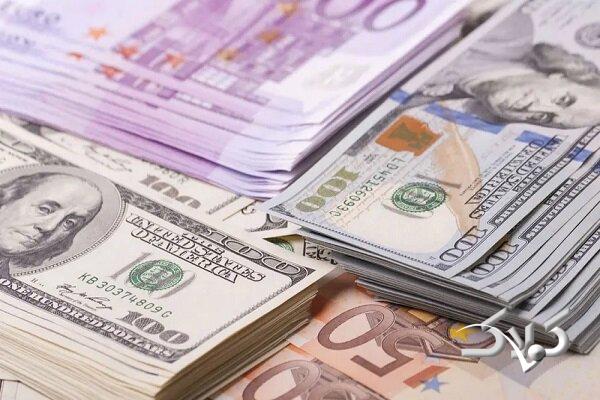 نرخ رسمی انواع ارز در آخرین چهارشنبه سال ۱۴۰۴